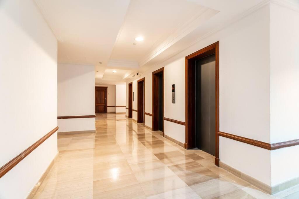 Luxurious 2Bdr Condo Located In Prestigious Tower. Santo Domingo Exterior photo